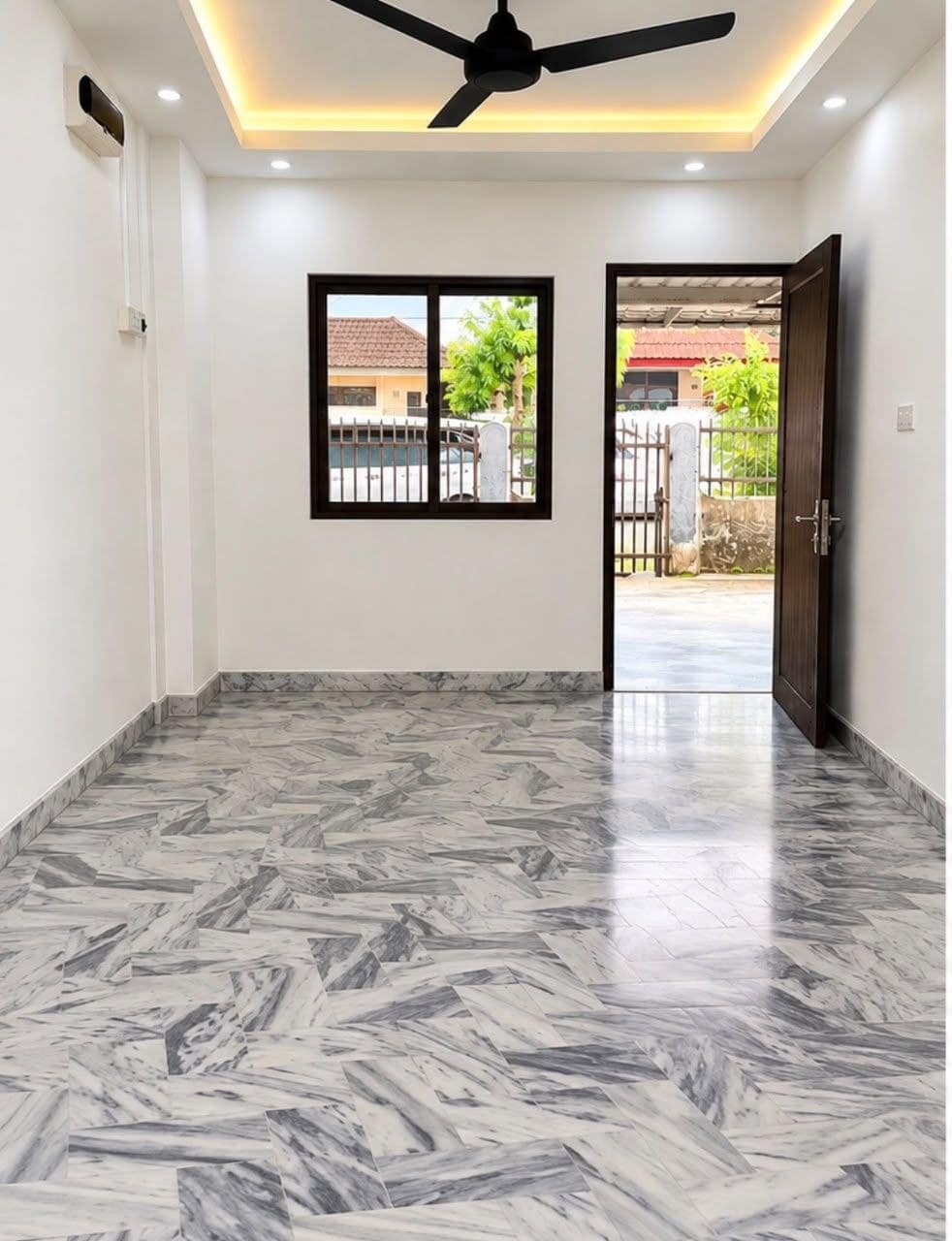 Low Cost Single Storey Terrace House Taman Ungku Tun Aminah – photo 1