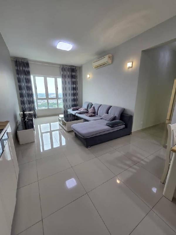 Condominium Danga Bay – photo 1