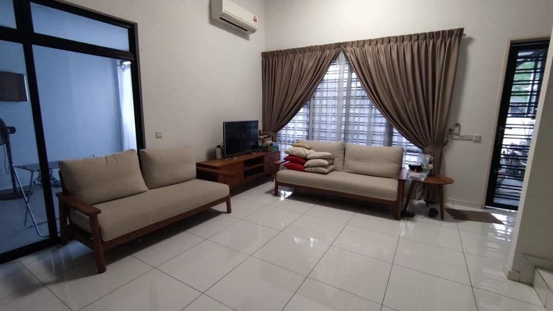 Double Storey Terrace Endlot Bukit Indah Avenue 26 – photo 1