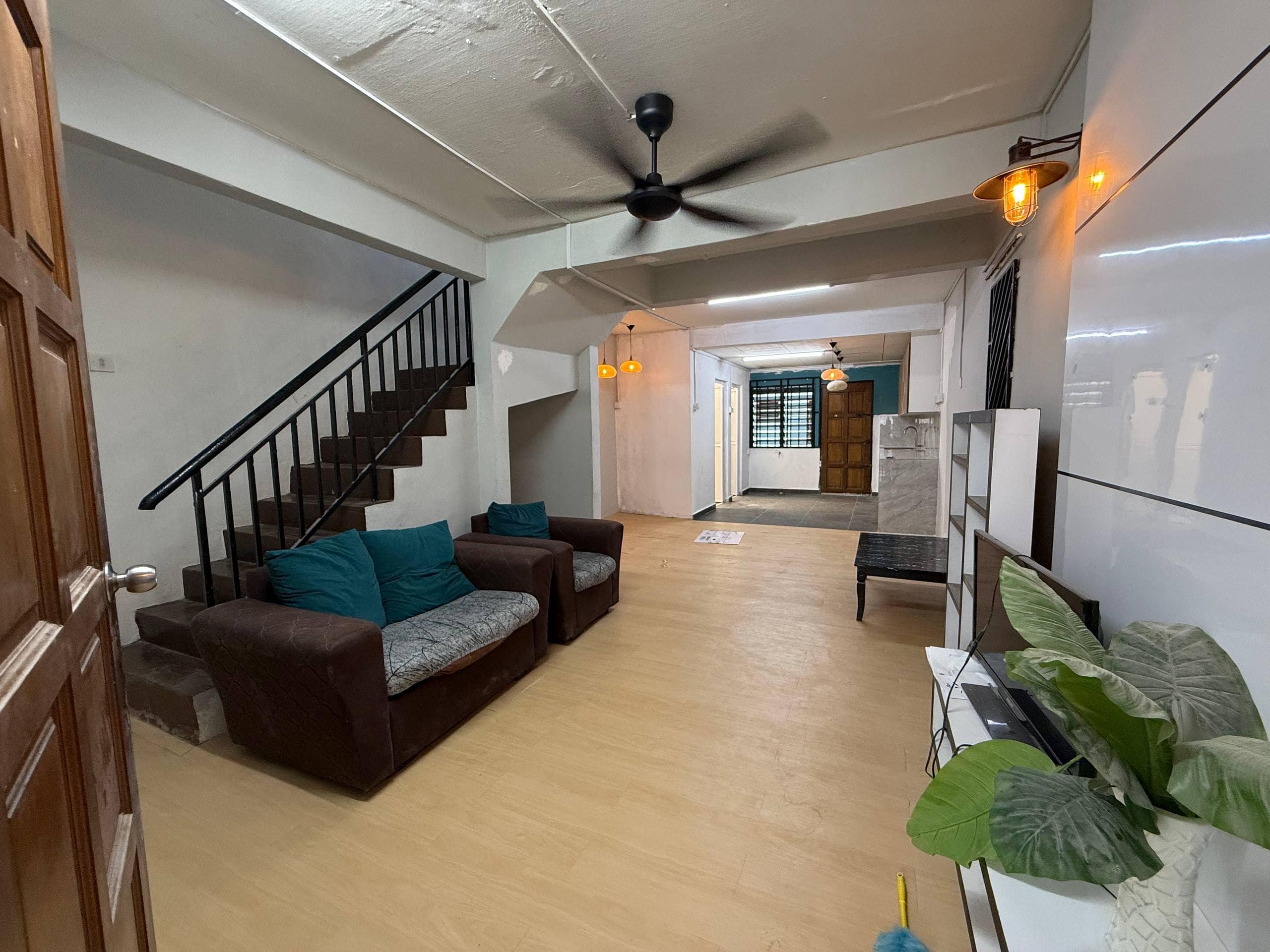 2 Storey Low Cost 14x55 Endlot Jalan Hang Jebat – photo 1