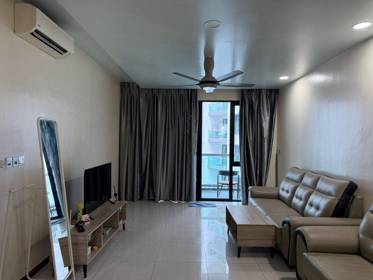Condo East Ledang – photo 1
