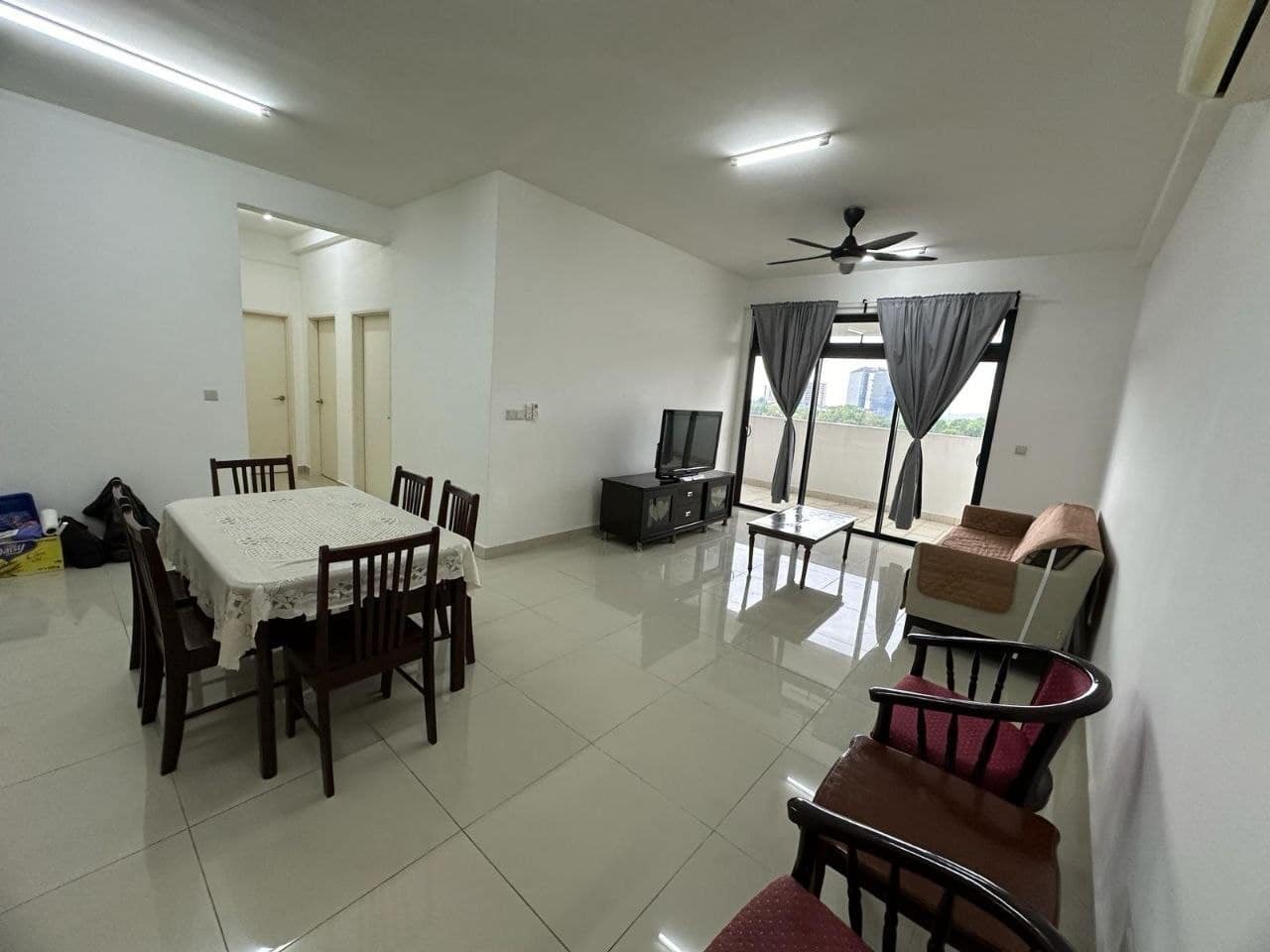 Condo Meridin Medini – photo 1