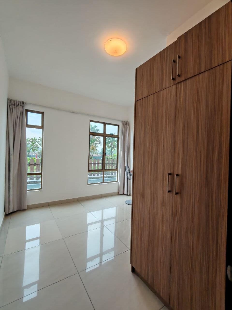 Condominium bukit indah – photo 1