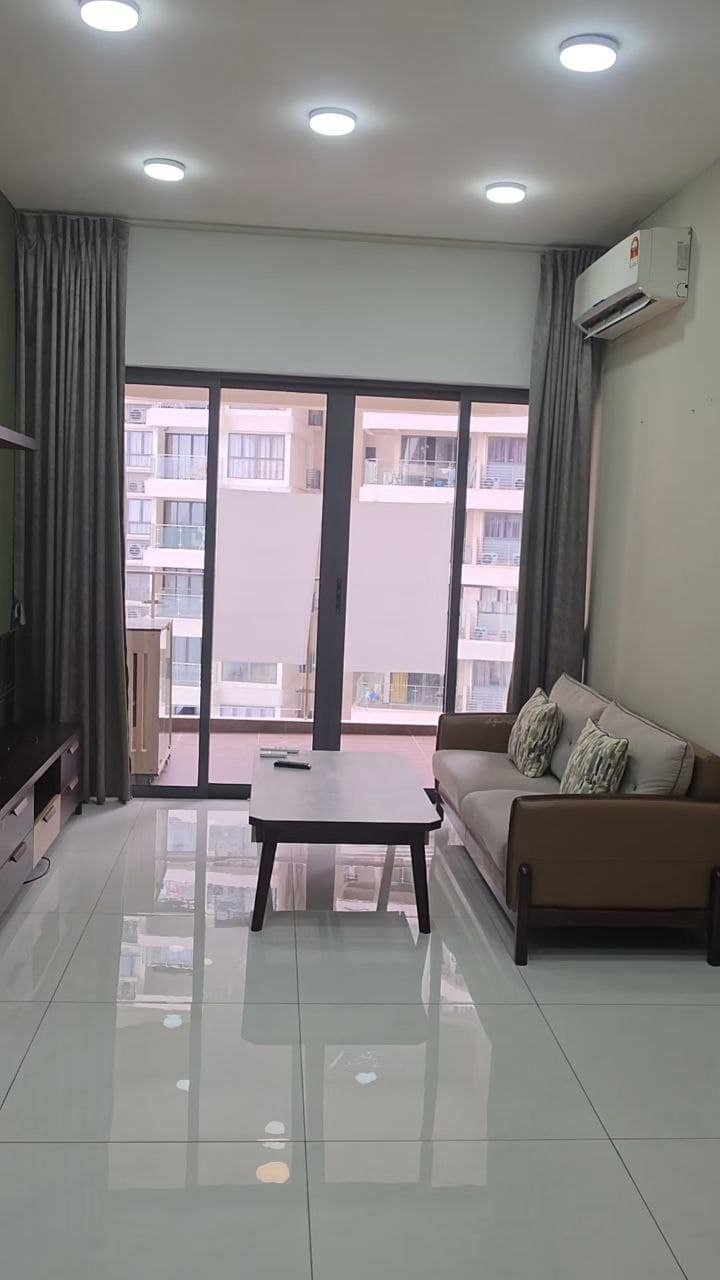 Condo Bay Laurel @ Country Garden Danga Bay – photo 1