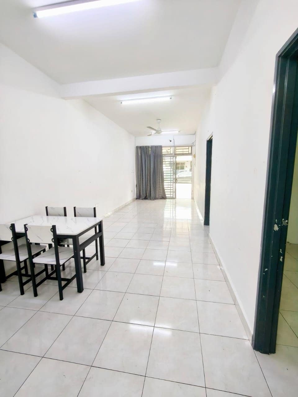 1-Storey Terrace Taman Mount Austin – photo 1