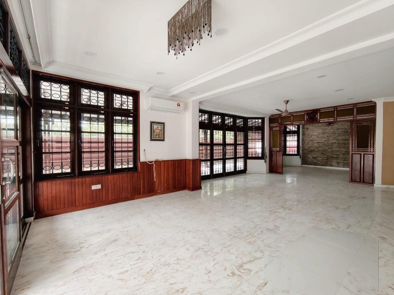 2 storey Bungalow Taman Sri Tebrau – photo 1