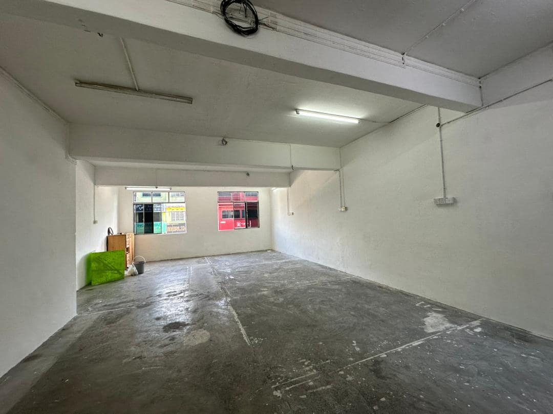 Shoplot Taman Kulai – photo 1