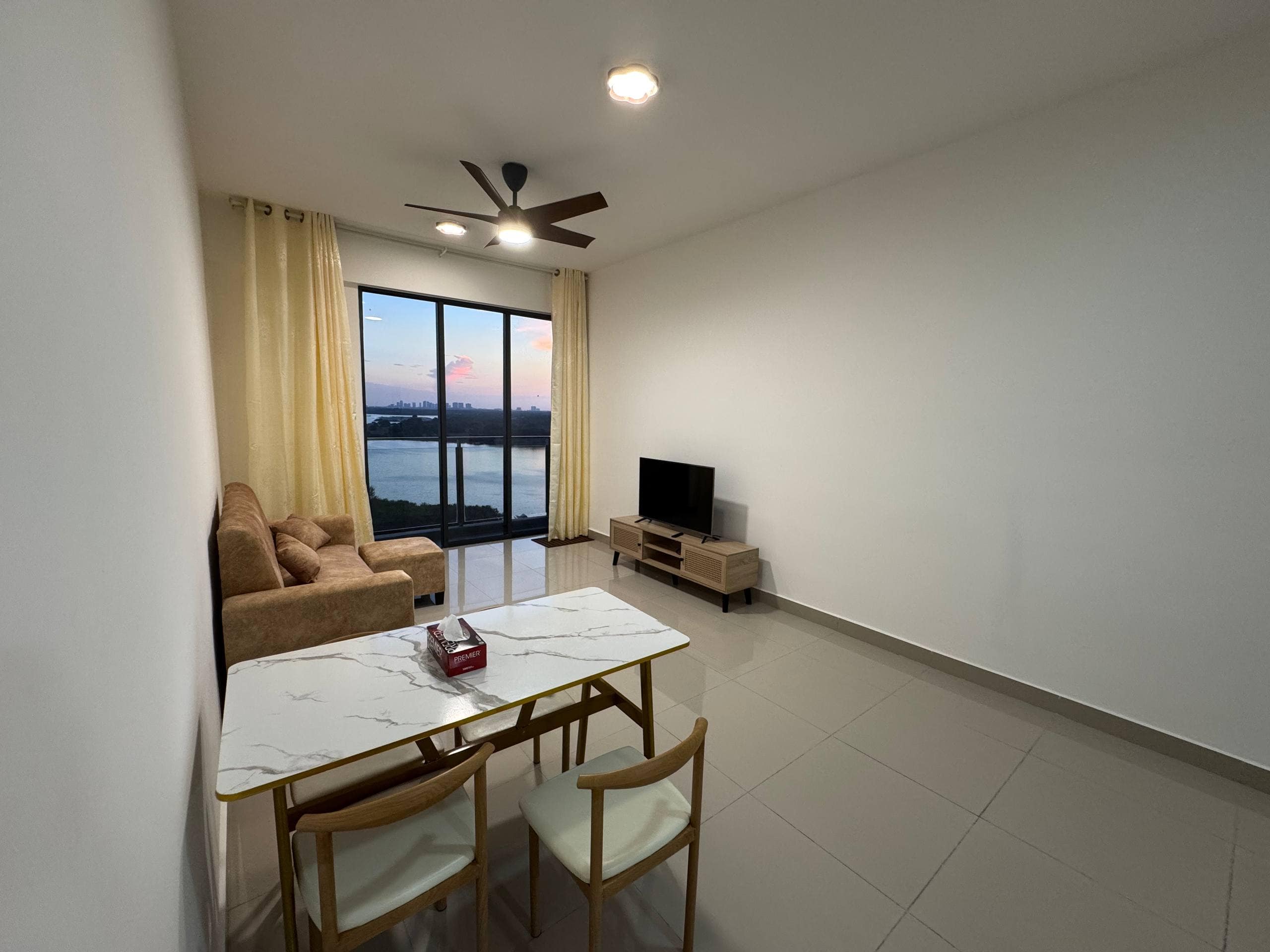 Tower 7 MBW Bay-Florian Residence Vista Tiara 1 – photo 1