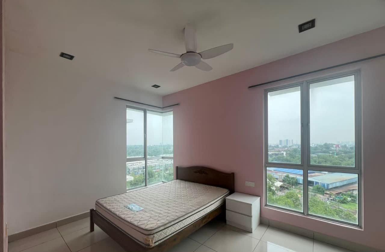 Condo Tampoi – photo 1