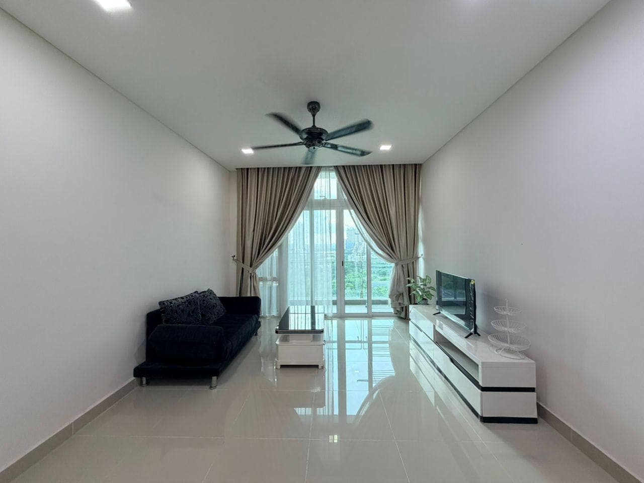 Condo One Medini – photo 1