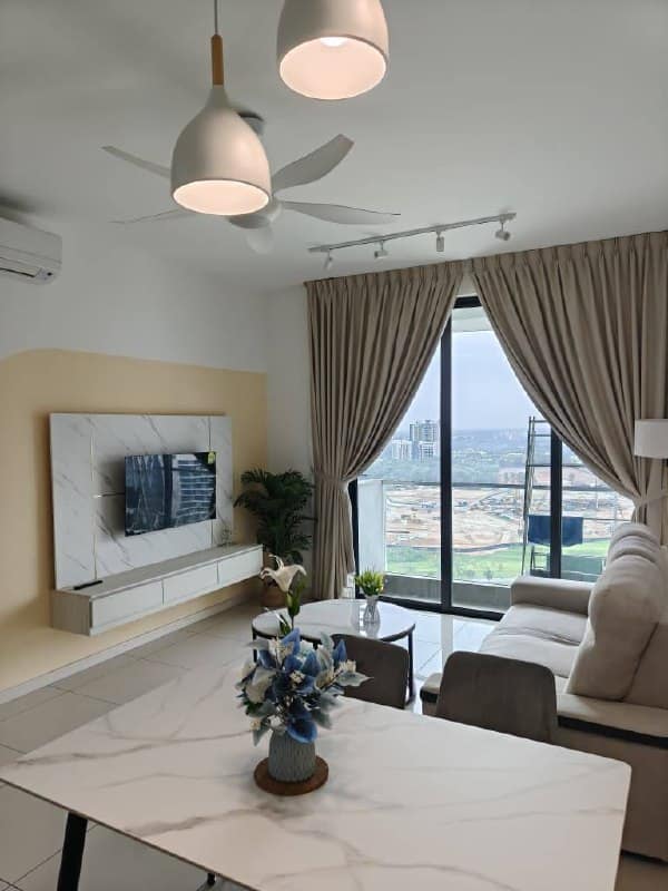 Condo Macrolink Medini – photo 1