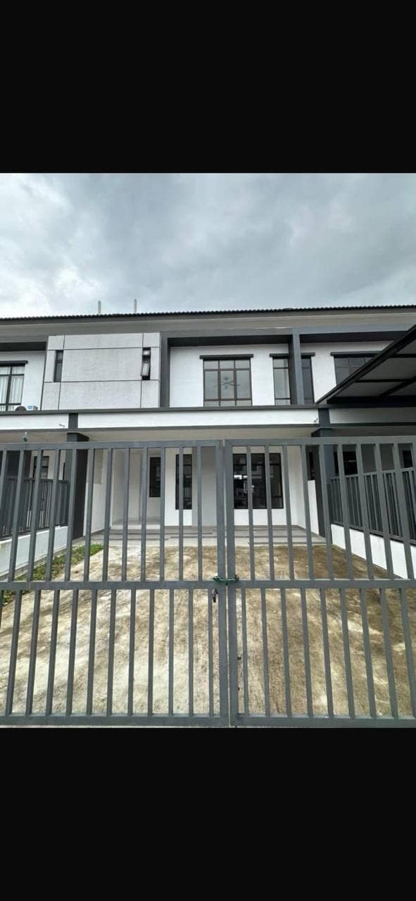 2-Storey Terrace House Acacia, Meridin East – photo 1