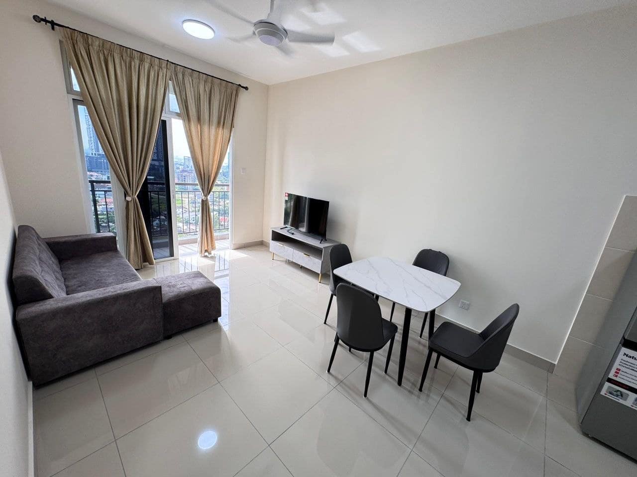 Condominium Trellis – photo 1