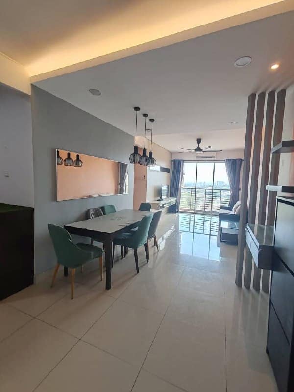 Condominium Larkin Height – photo 1