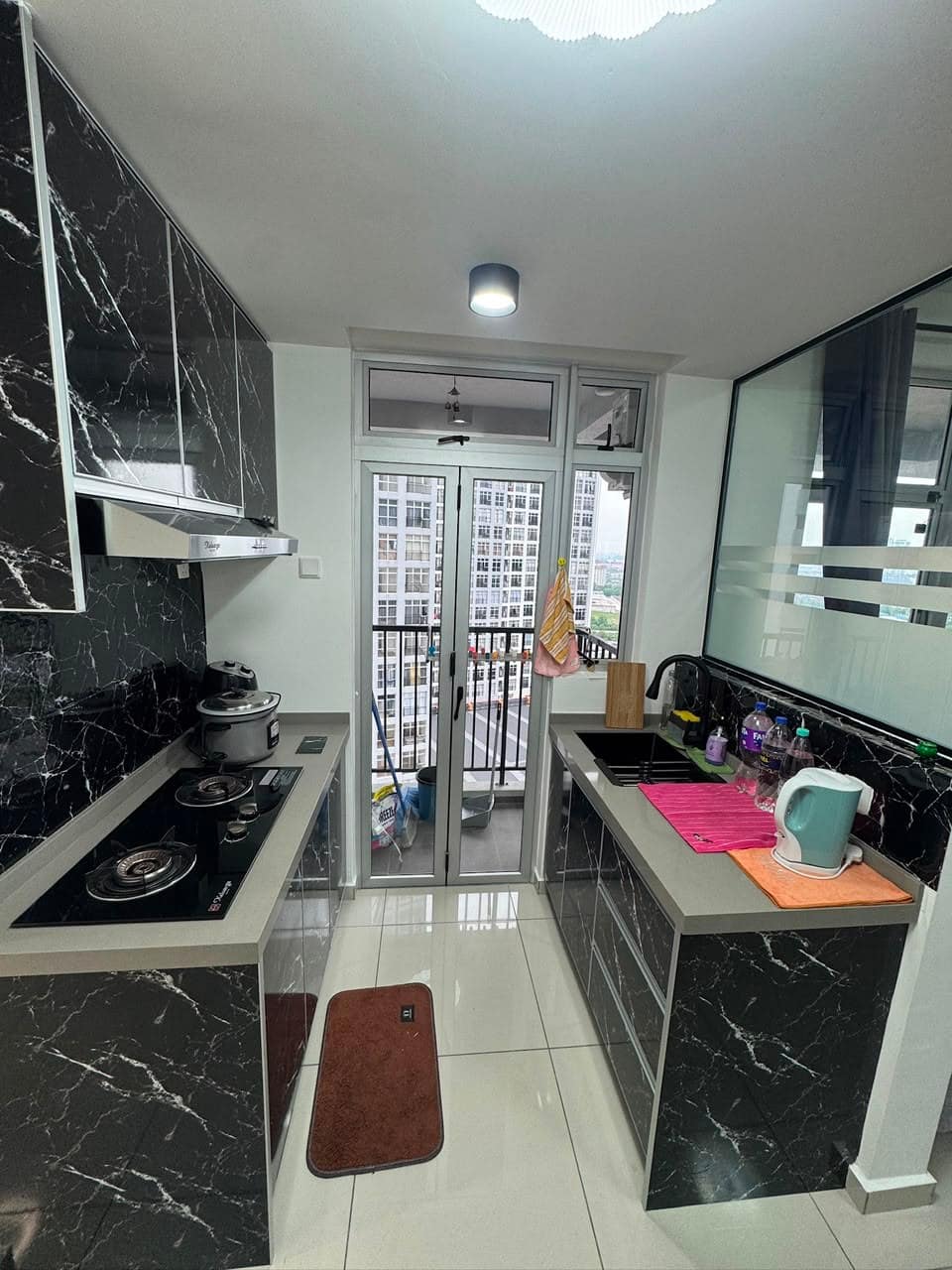 Service Apartment Bandar Seri Alam – photo 1