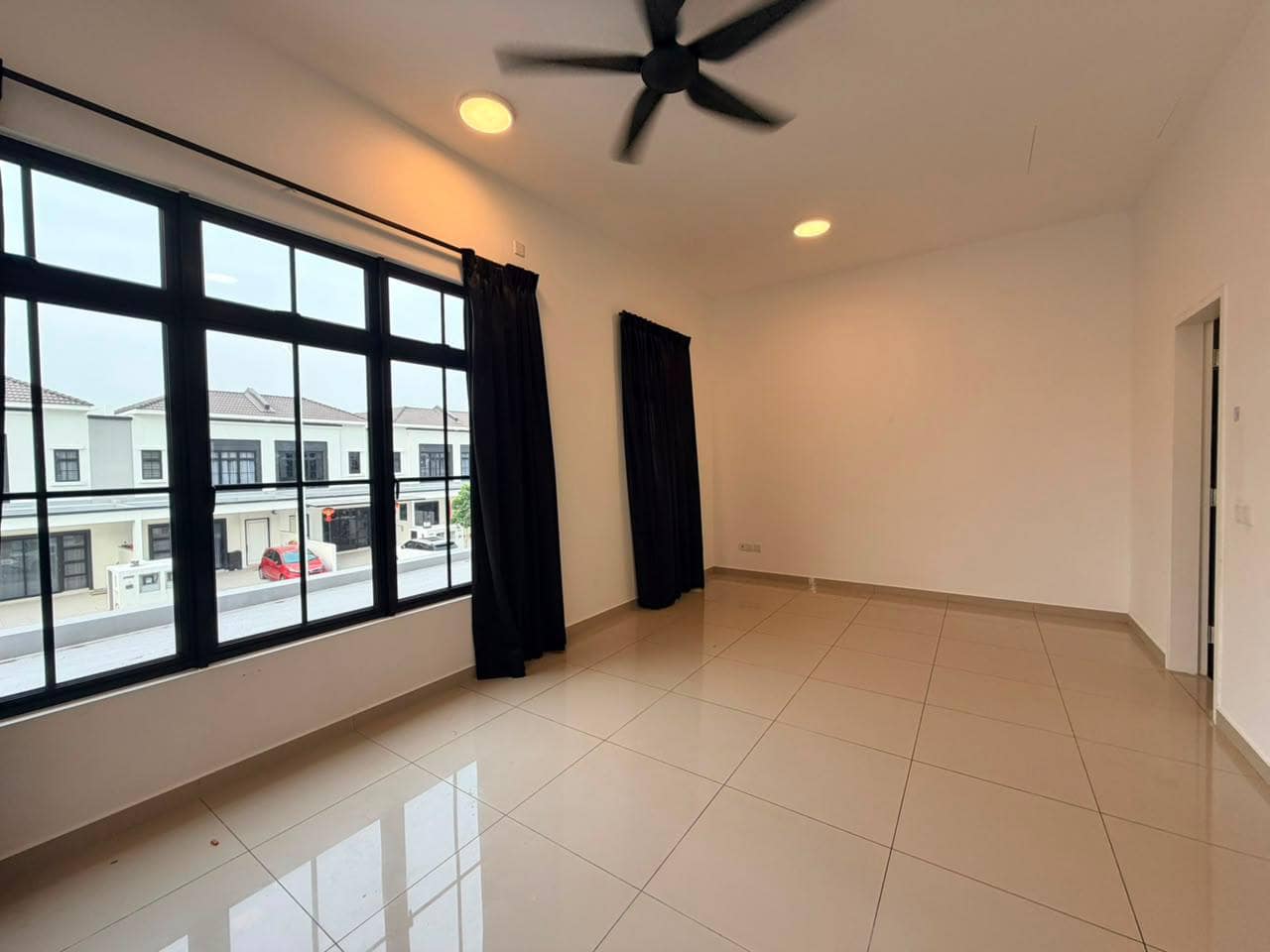 2-Storey Terrace Eco Botanic – photo 1