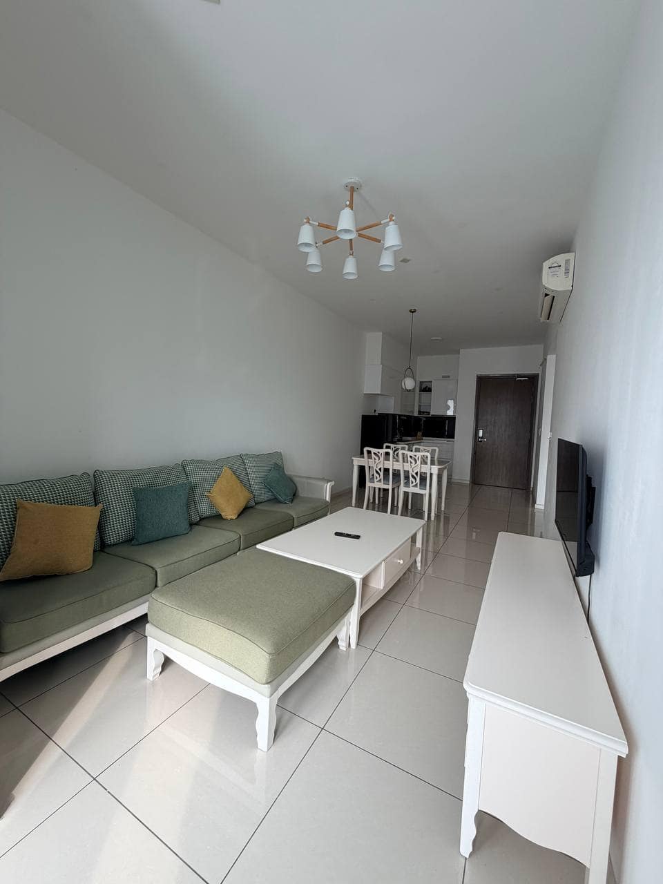 Condominium Elysia Park Residence – photo 1