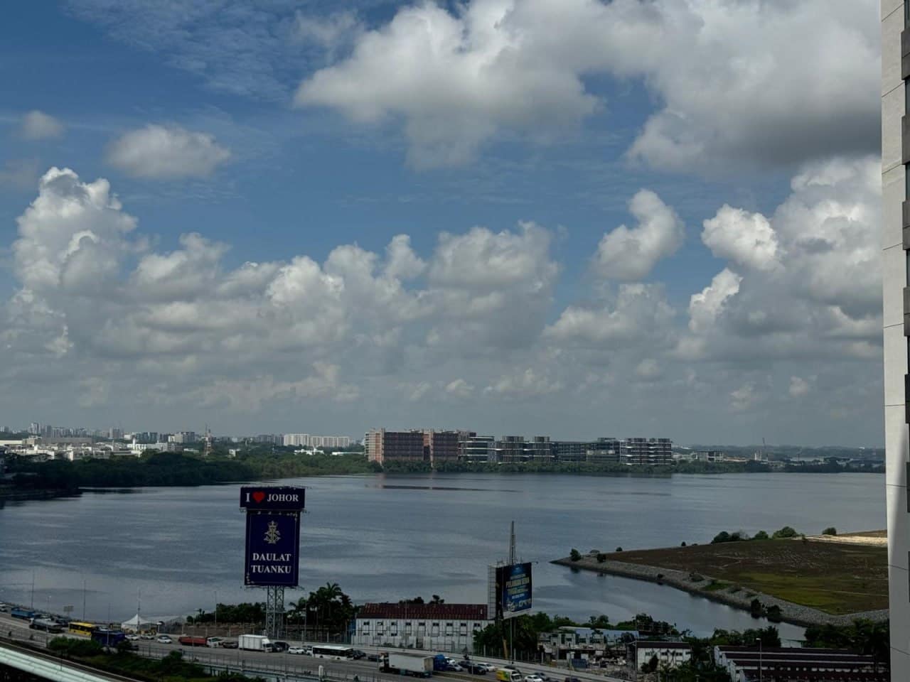 Condo R&F Princess Cove Phase 1 – photo 1
