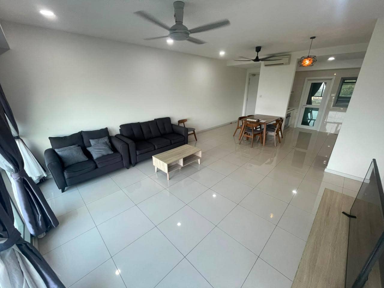 Medini – photo 1