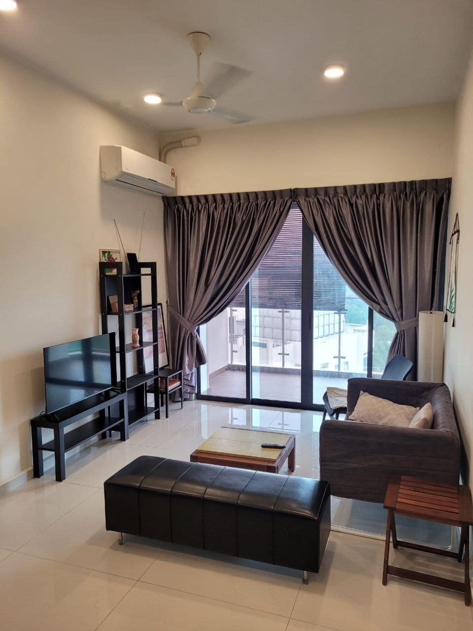 Condominium Danga Bay – photo 1
