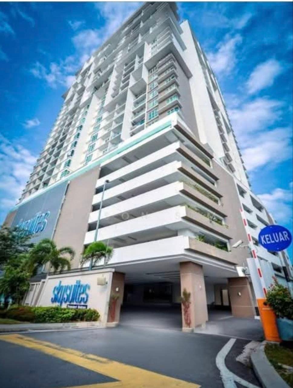 Condominium Skysuites @ Meldrum Heights – photo 1