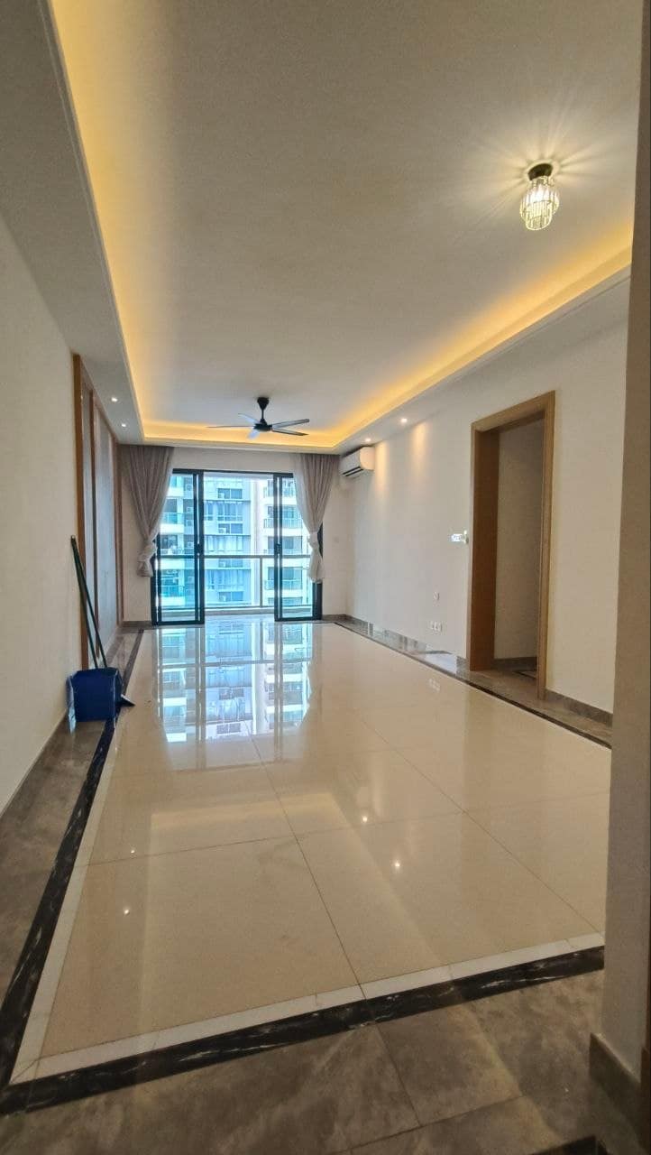 Condo R&F Princess Cove – photo 1