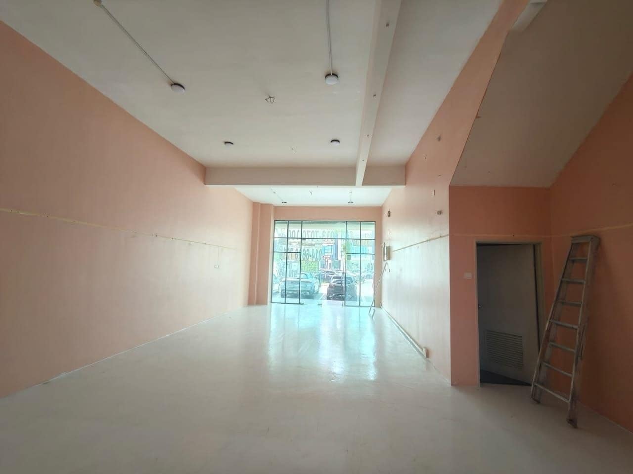 For Rent shop 

Bandar Dato Onn Shop Office for Re… – photo 1
