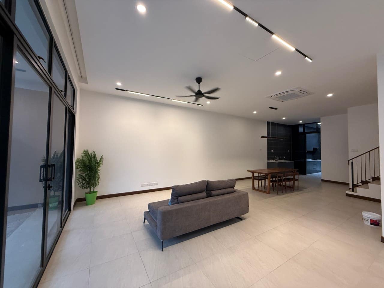2-Storey SuperLink House Aurora Sentral Resort Villas – photo 1