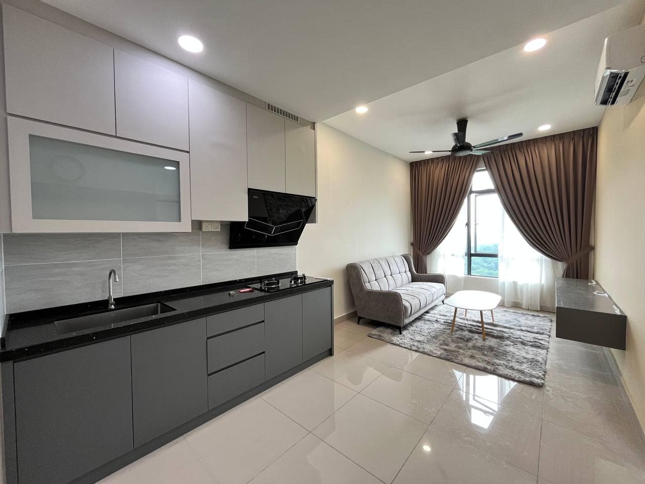 Condo Daya – photo 1