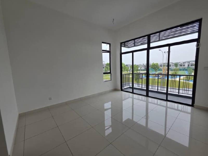 2-Storey Cluster House Taman Impian Emas – photo 1