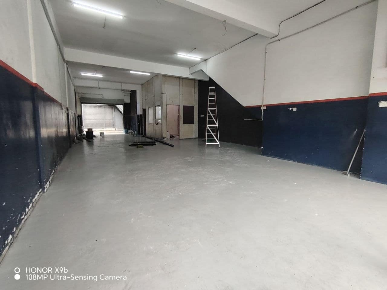 Double Storey Shop Endlot Jalan Setia Tropika 1/14 – photo 1