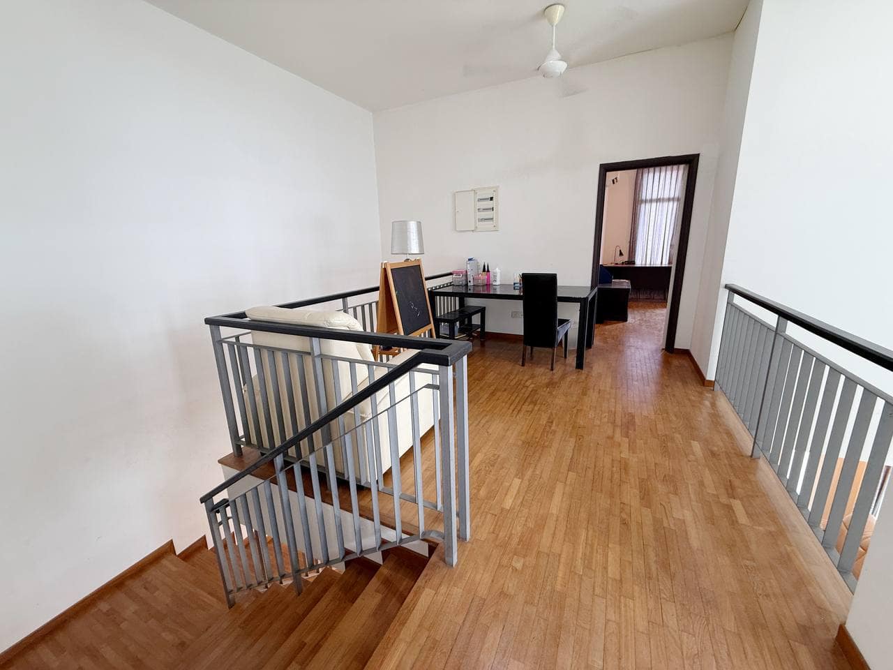 Shop Ground Floor JB Town Area – photo 1