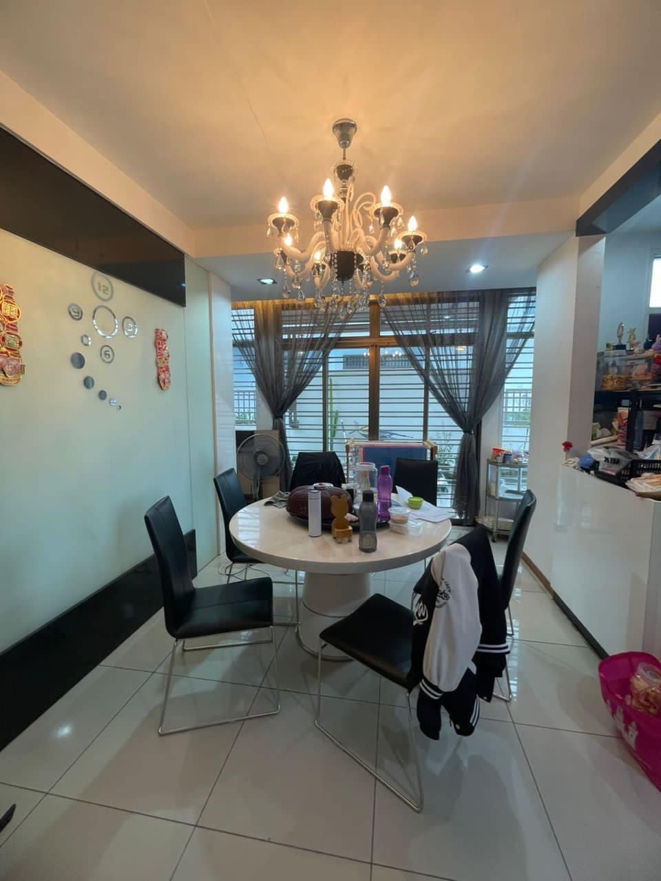 3 Storey Semi Detached Golf East – photo 1