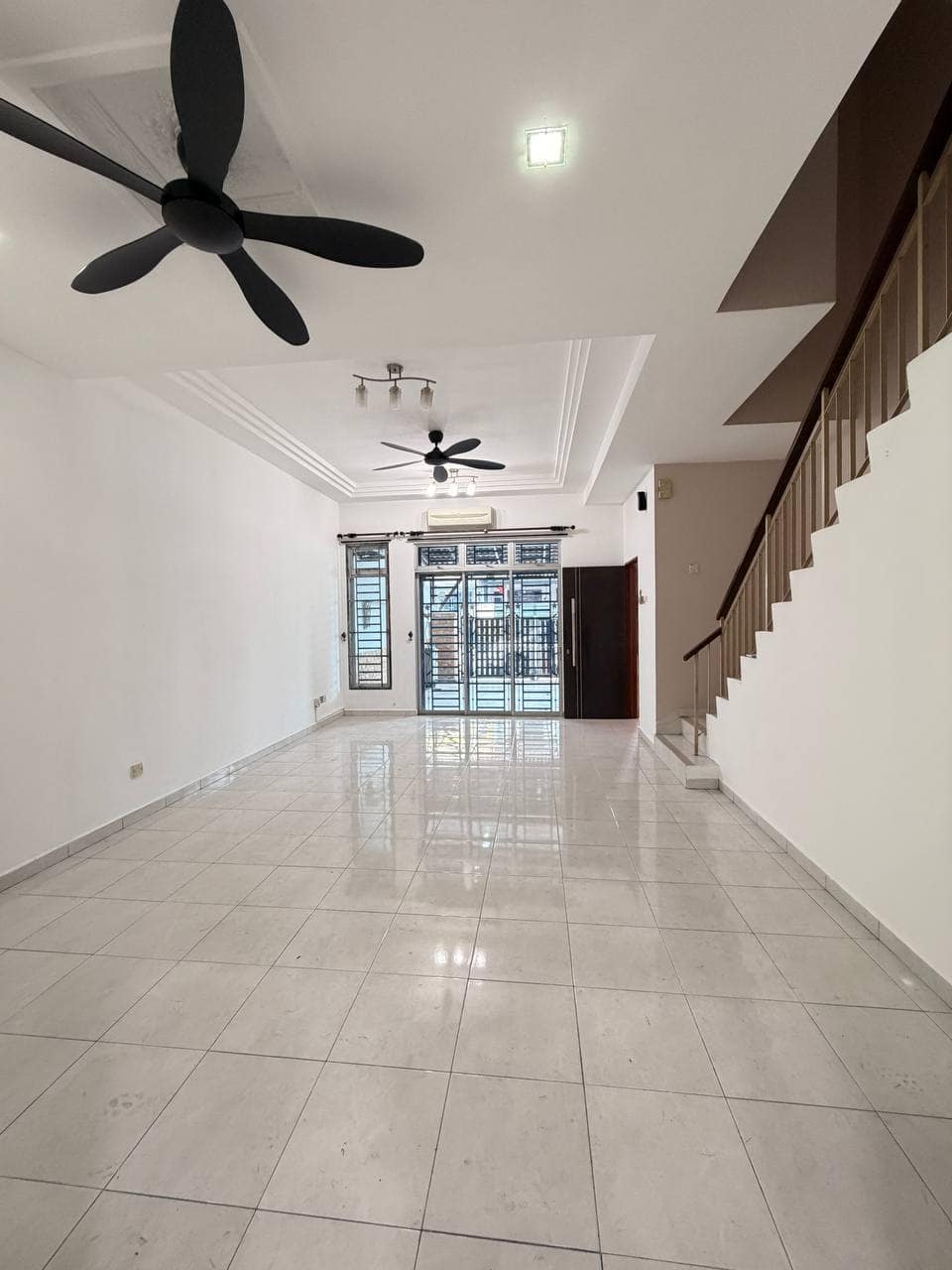 2-Storey Terrace – photo 1