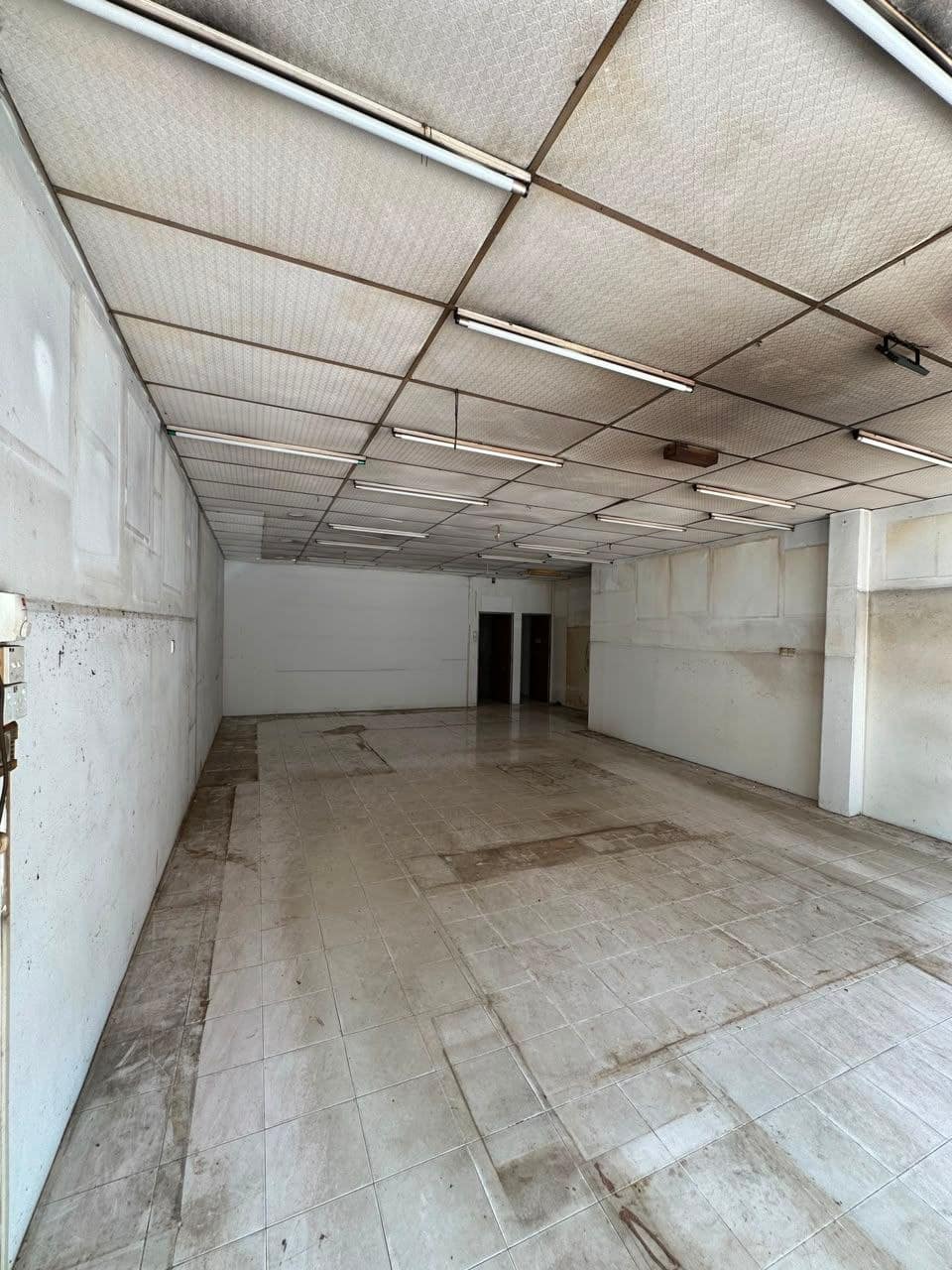 3-Storey Shoplot Tmn Permas Jaya – photo 1