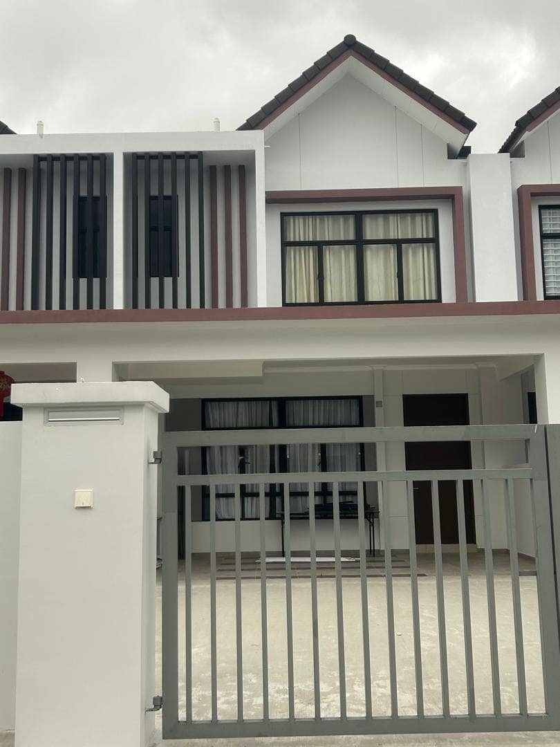 2-Storey Terrace House Kota Impian – photo 1