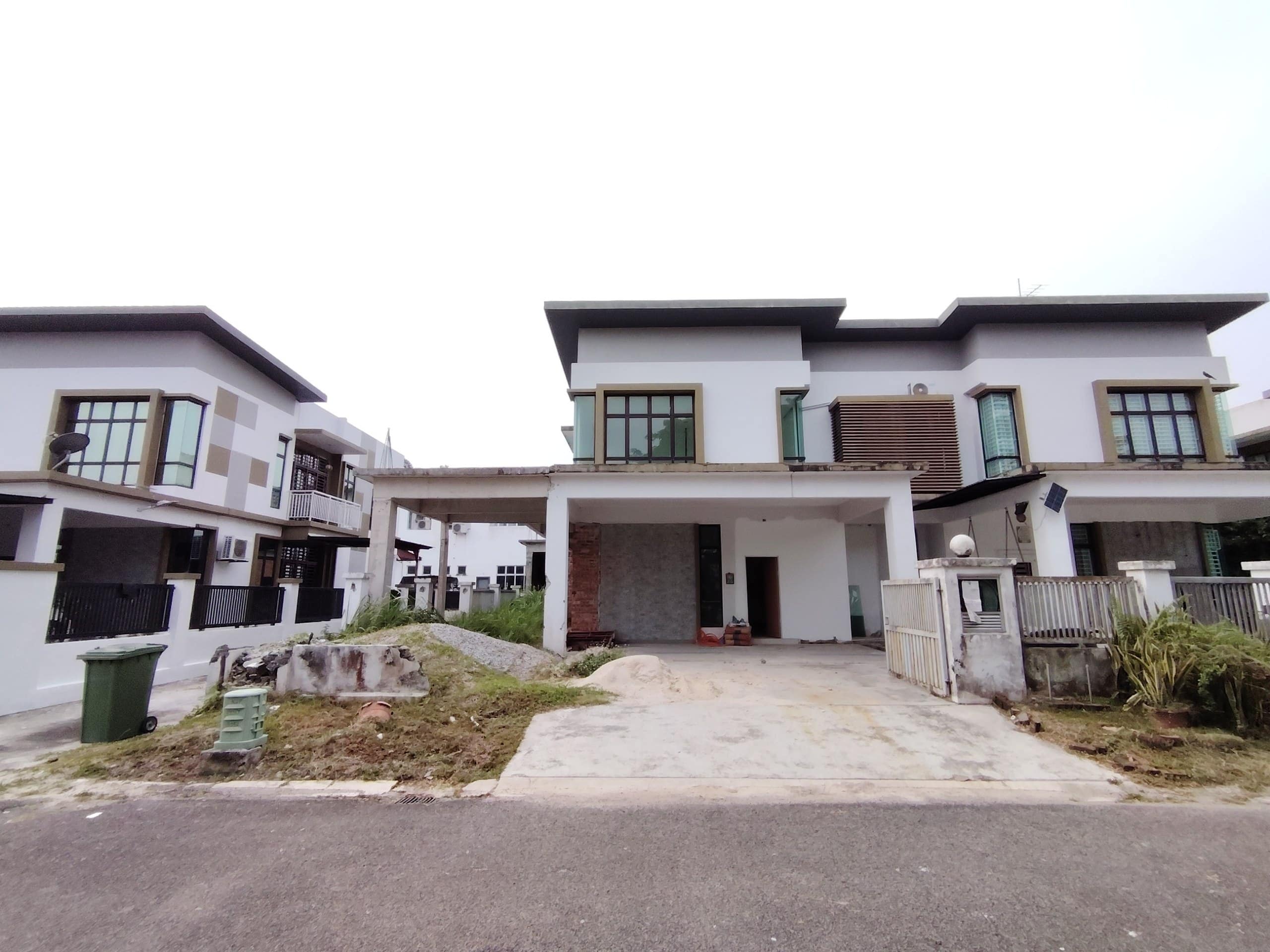 2-Storey Semi-D End Lot Taman Pulai Hijauan – photo 1
