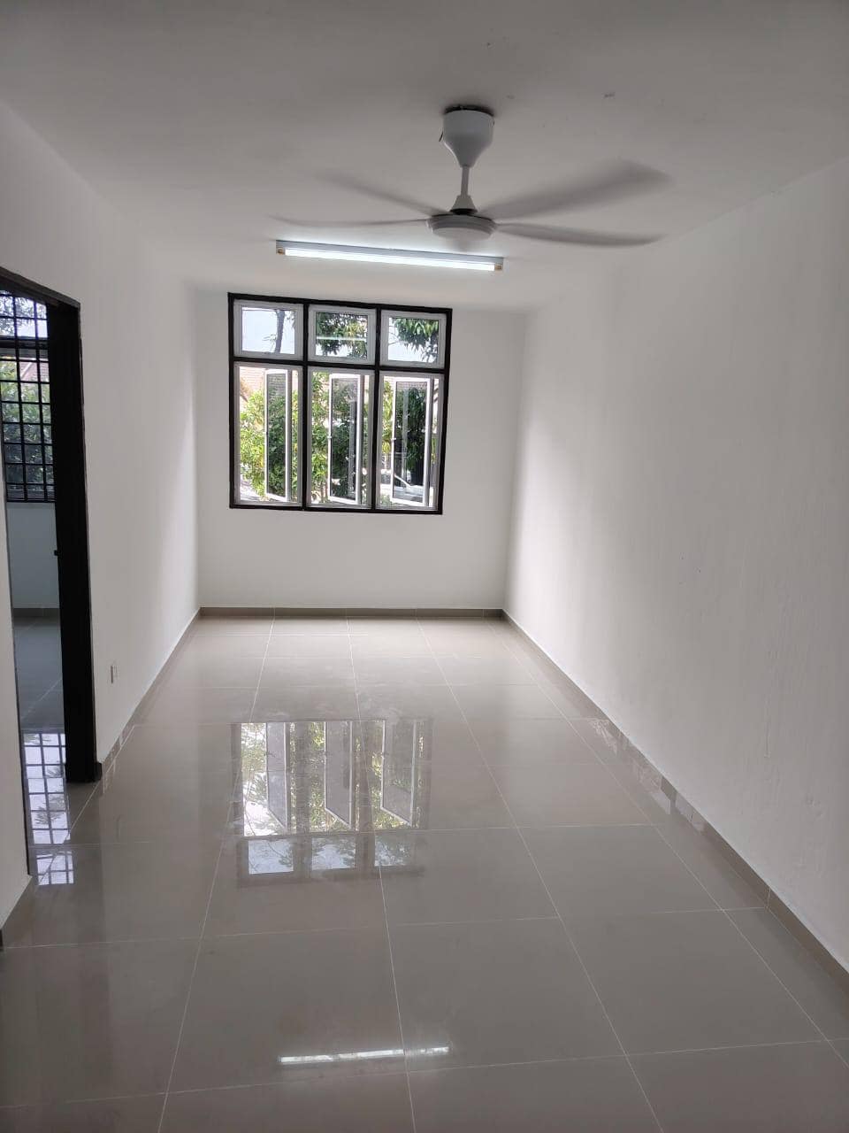 Low Cost Flat Taman Putri Kulai – photo 1