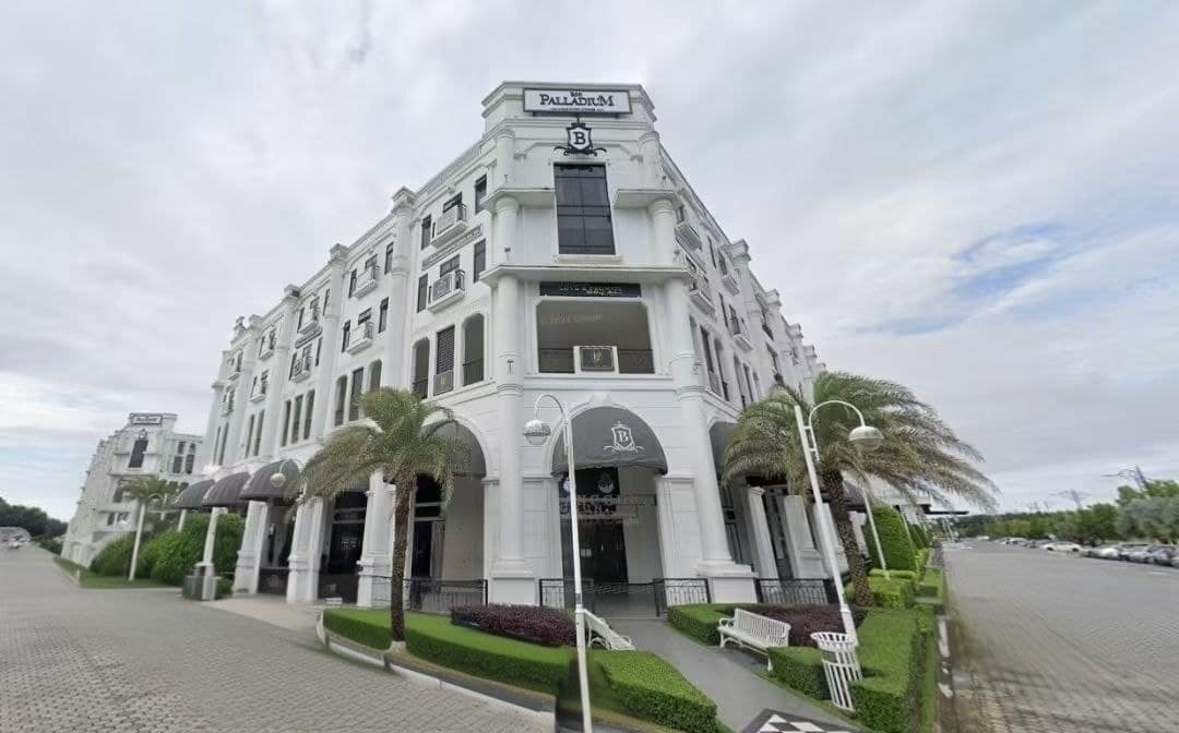 Commercial Retail Shop 
For Rent & Sale 

*Corner … – photo 1