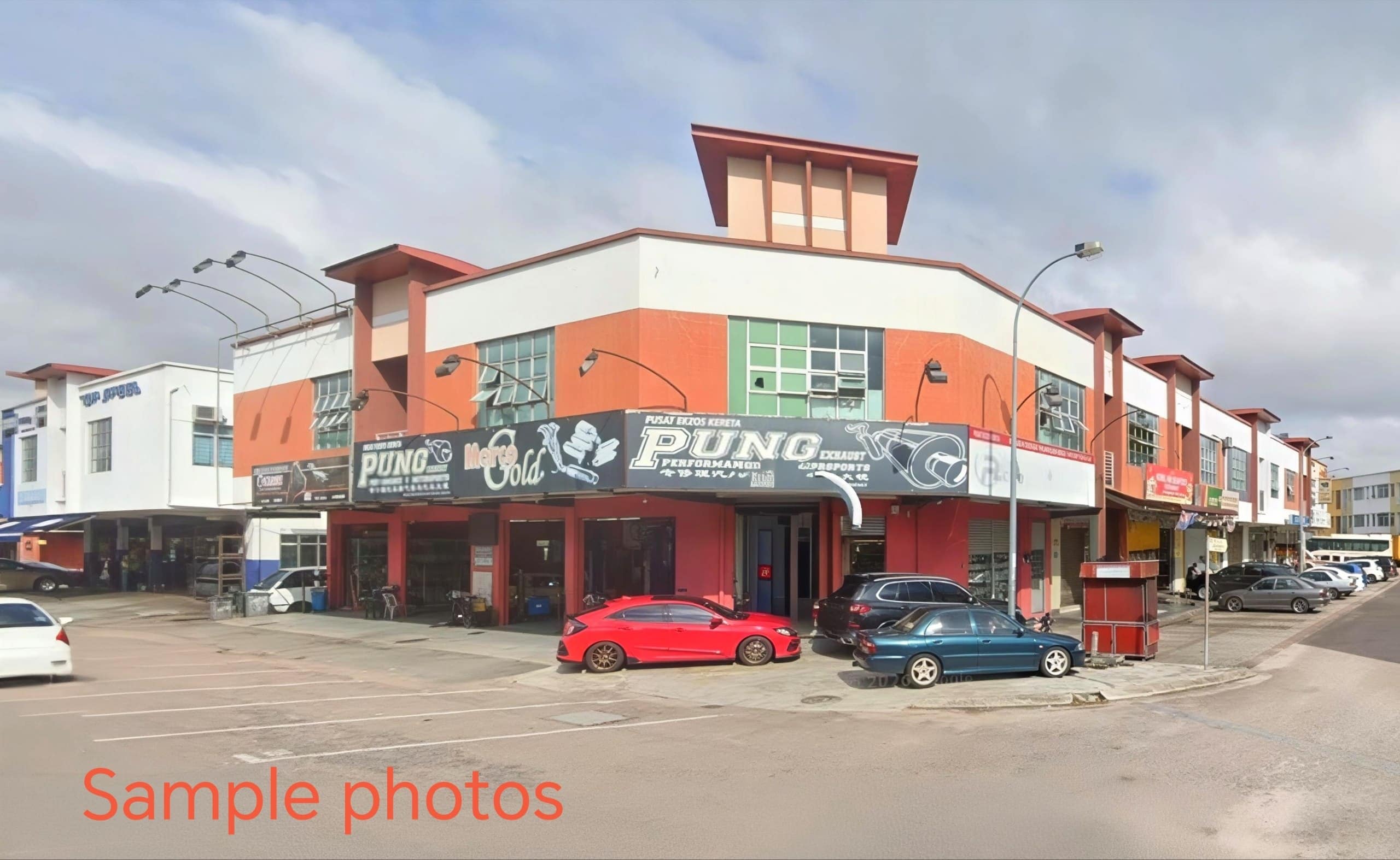 Double Storey Shop Lot Taman Daya – photo 1