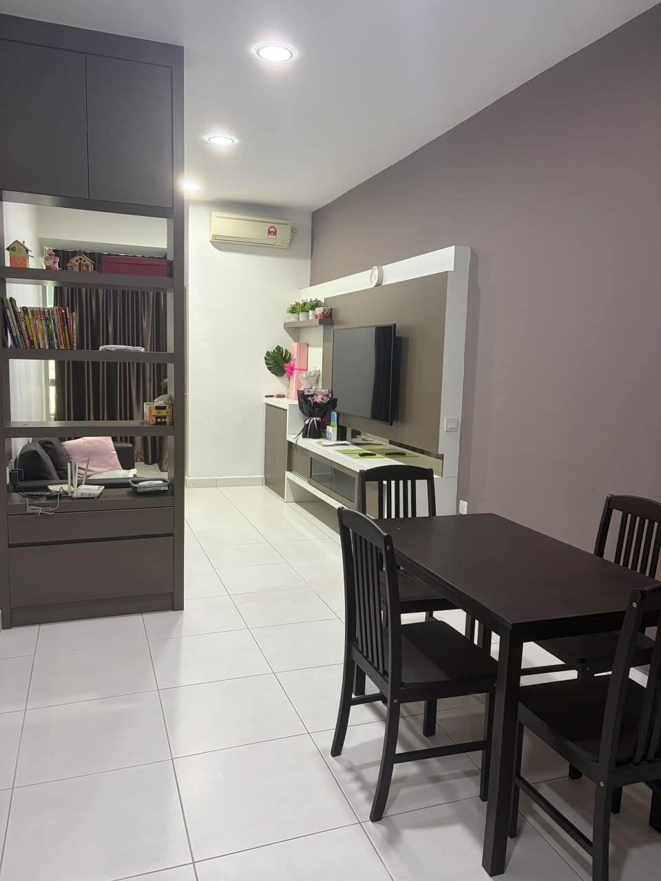 Service Apartment Akademik Suite @Austin Heights Mount Austin – photo 1