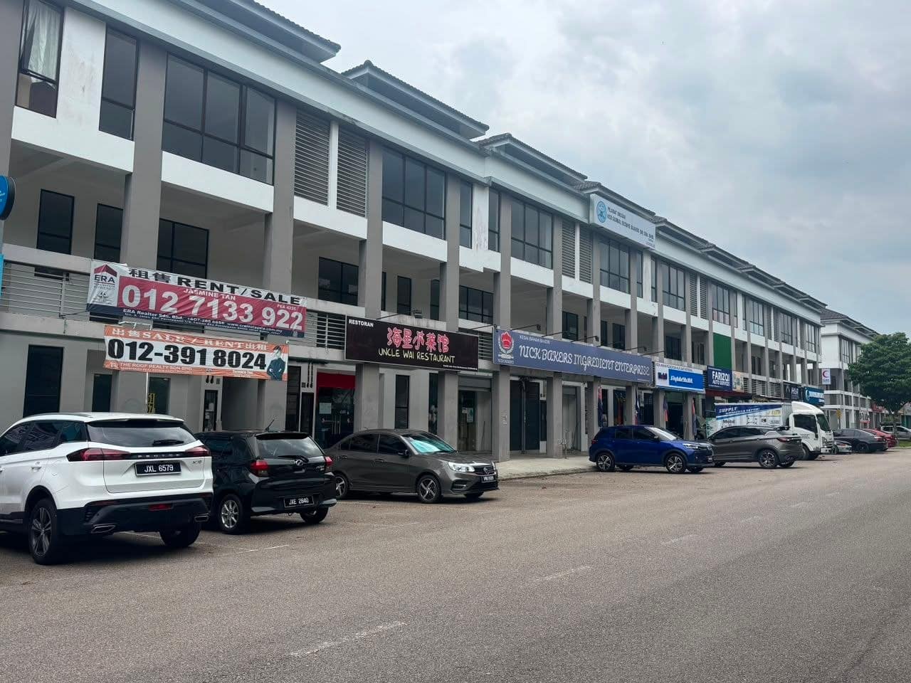2.5 Storey Commercial Shoplot Eco Vantage – photo 1
