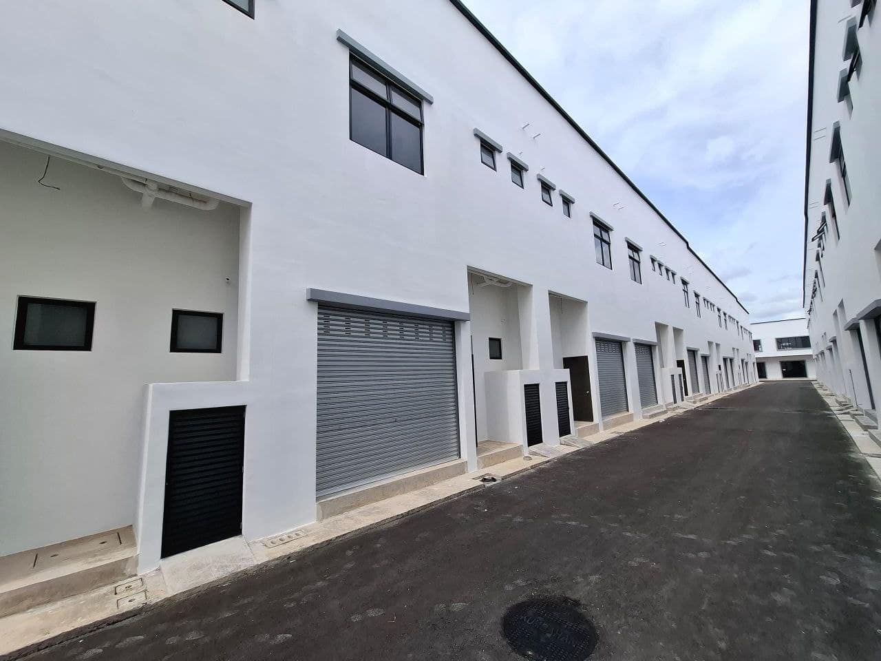 Double Storey Shoplot Taman Ekoperniagaan, Pasir Gudang – photo 1