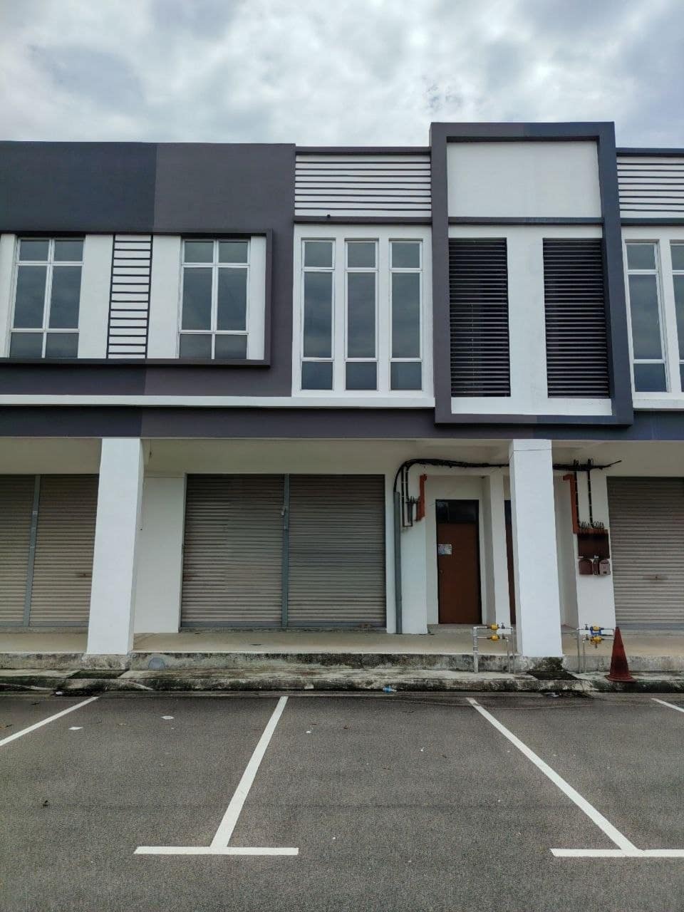 Shoplot Jalan Sinergi 1 – photo 1