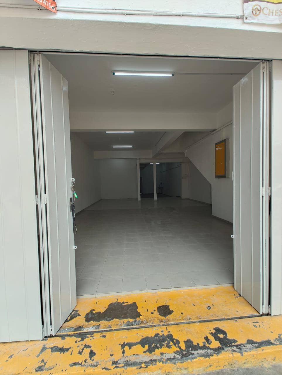 3-Storey Shop Taman Bukit Pasir – photo 1