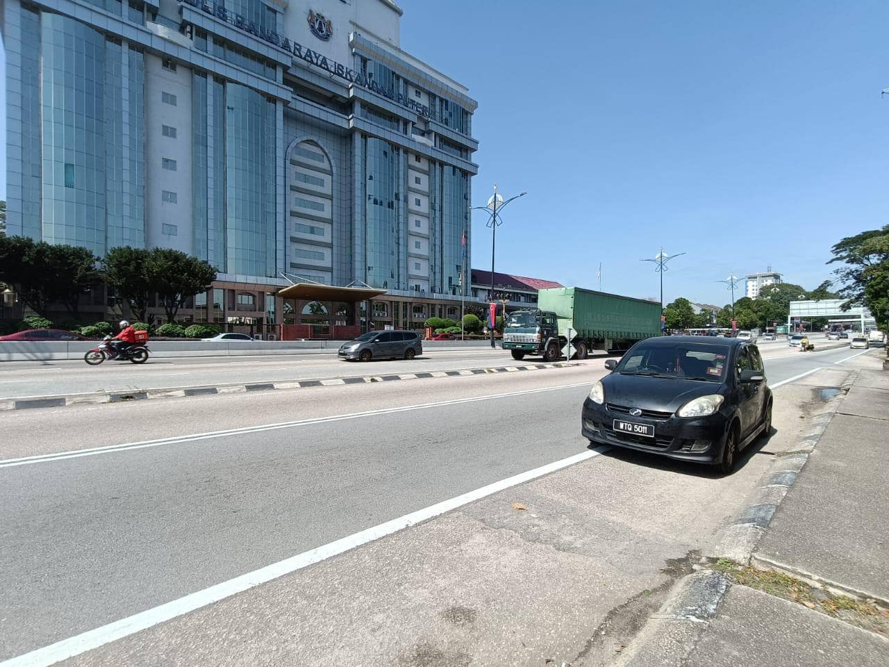 2-Storey Shoplot Skudai – photo 1
