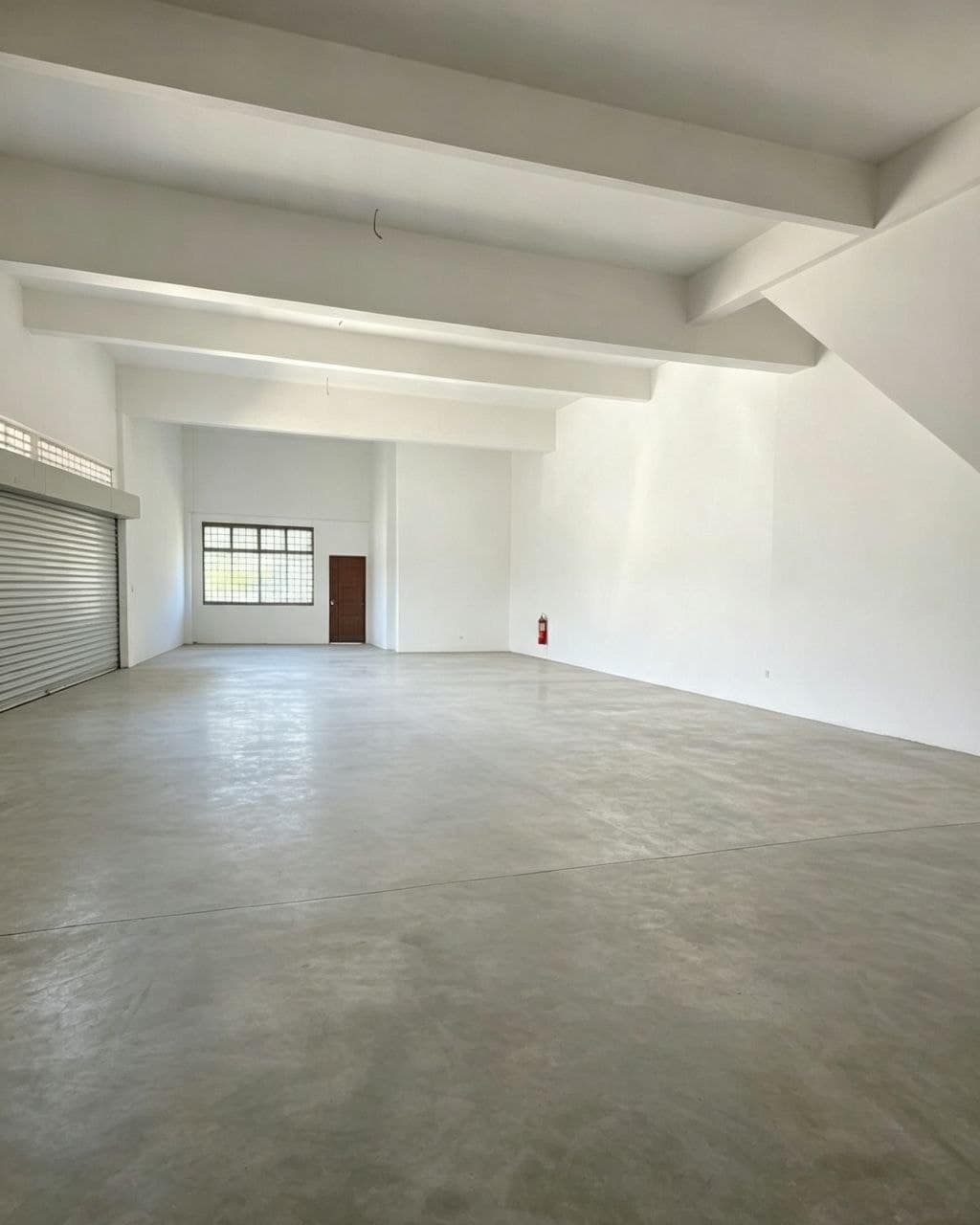 3-Storey Corner Shoplot Jalan Kempas Utama 3 – photo 1