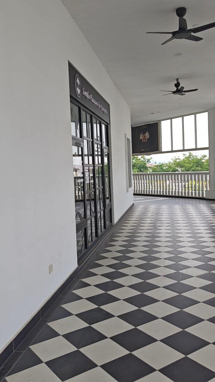 For Rent 

Eco Botanic 
Eco Galleria Commer shoplo… – photo 1