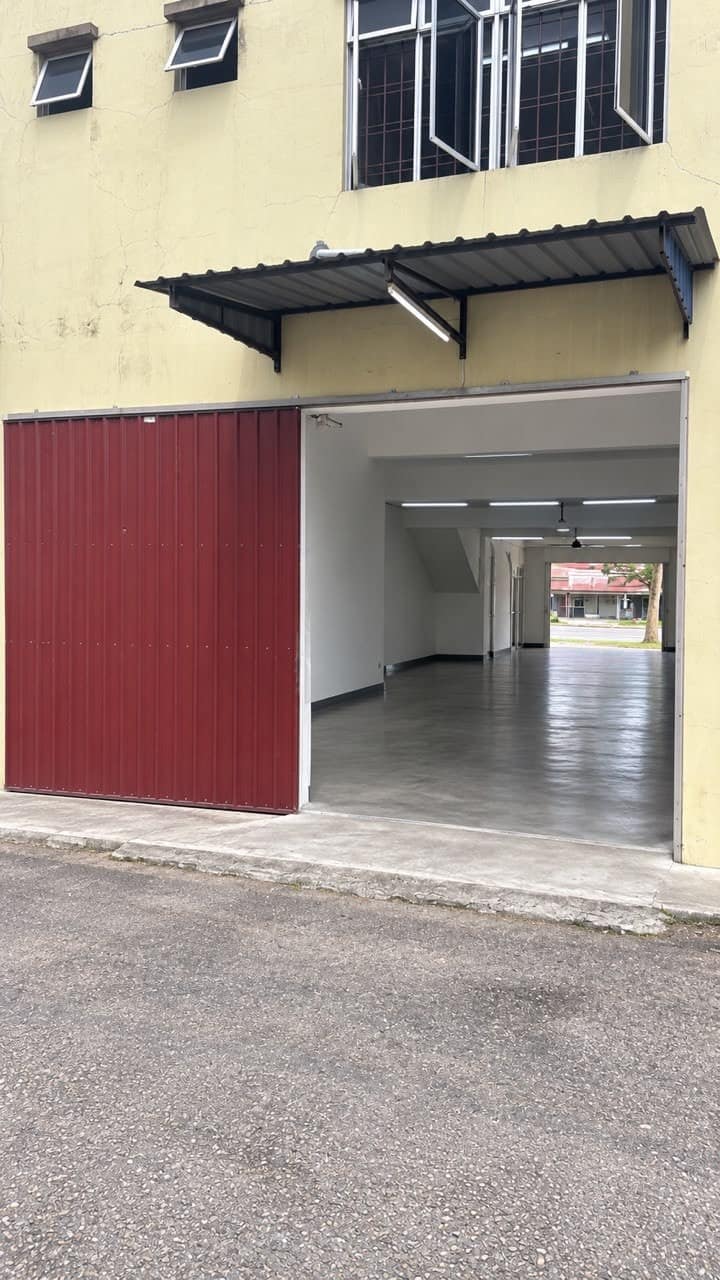 Double Storey Shoplot Taman Sri Putra – photo 1