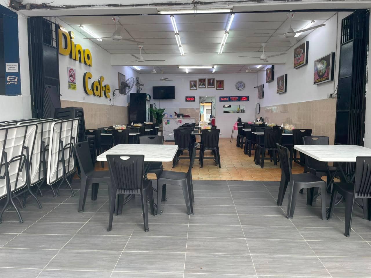 Single Storey Shop Taman Daya – photo 1